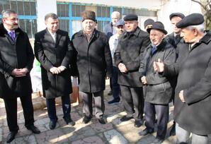 Yeni Azərbaycan Partiyasının namizədi Malik Həsənovun seçicilərlə görüşü davam edir