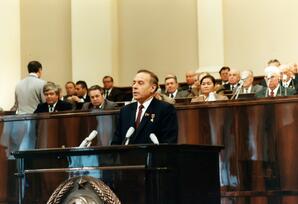 Heydər Əliyev xilaskarlıq missiyası ilə Azərbaycanın müstəqilliyini qorudu