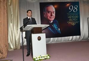 Ulu Öndərin doğum günü Yevlaxda qeyd edidi