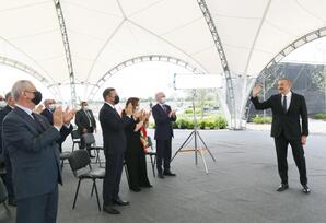 Prezident Ağdamda ictimaiyyət nümayəndələri ilə görüşüb - FOTOLAR