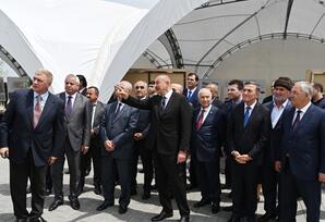 Prezident Ağdamda ictimaiyyət nümayəndələri ilə görüşüb - FOTOLAR