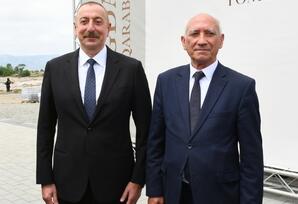 Prezident Ağdamda ictimaiyyət nümayəndələri ilə görüşüb - FOTOLAR