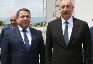 Prezident Ağdamda ictimaiyyət nümayəndələri ilə görüşüb - FOTOLAR