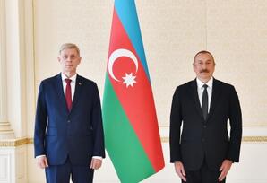 Prezident 10 ölkənin qeyri-rezident səfirlərinin etimadnamələrini qəbul edib - YENİLƏNİB - FOTO