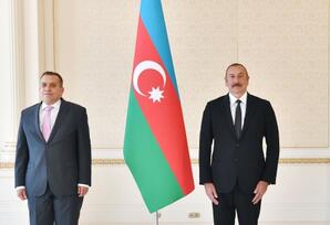 Prezident 10 ölkənin qeyri-rezident səfirlərinin etimadnamələrini qəbul edib - YENİLƏNİB - FOTO