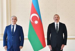 Prezident 10 ölkənin qeyri-rezident səfirlərinin etimadnamələrini qəbul edib - YENİLƏNİB - FOTO