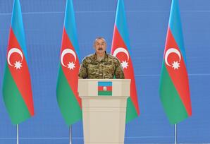 Prezident İlham Əliyev bir qrup hərbi qulluqçu ilə görüşüb - YENİLƏNİB - FOTOLAR