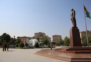 Prezidentin köməkçisi Naxçıvanda qoşun hissələrinin döyüş hazırlığının vəziyyəti ilə tanış olub - FOTOLAR