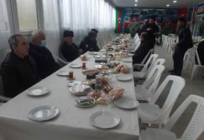 YAP Şamaxı rayon təşkilatının nümayəndələri şəhidin il mərasimində iştirak ediblər FOTOLAR