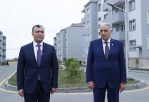 Samux rayonunda şəhid ailələri və müharibə əlilləri üçün yeni yaşayış kompleksinin açılışı oldu TƏDBİR