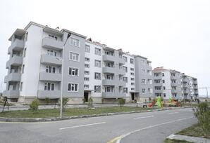 Samux rayonunda şəhid ailələri və müharibə əlilləri üçün yeni yaşayış kompleksinin açılışı oldu TƏDBİR