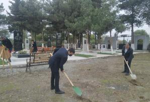 Zərdabda şəhid məzarlarının ətrafının abadlaşdırılması aksiyası davam edir FOTOLAR