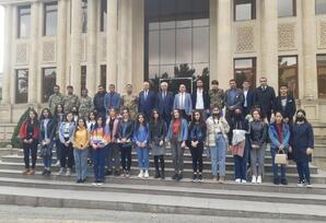 YAP Şamaxı rayon təşkilatında partiyanın fəal gəncləri və qazilərlə görüş keçirilib