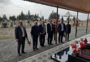 YAP Biləsuvar rayon təşkilatının əməkdaşları şəhid ailələrini ziyarət ediblər ANIM