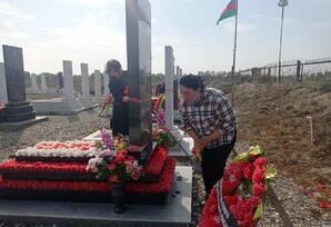 Zərdab rayonunda şəhid gizir Turan Muradovun məzarı və ailəsi ziyarət edilib ANIM