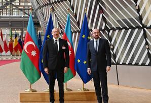 Brüsseldə İlham Əliyev ilə Aİ Şurasının Prezidenti arasında görüş olub - YENİLƏNƏCƏK-FOTOLAR