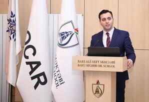 “Zəfər yolunun davamı: Qarabağda yeni iqtisadiyyat quruculuğu” mövzusunda konfrans keçirilib - FOTOLAR