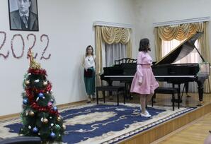 35 saylı Musiqi Məktəbində Həmrəylik gününə həsr olunmuş konsert keçirilib  - FOTOLAR