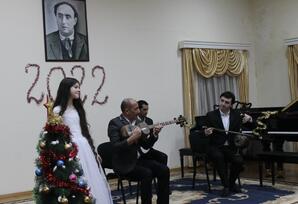 35 saylı Musiqi Məktəbində Həmrəylik gününə həsr olunmuş konsert keçirilib  - FOTOLAR