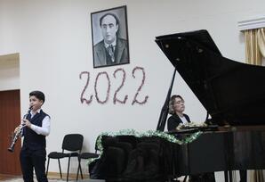 35 saylı Musiqi Məktəbində Həmrəylik gününə həsr olunmuş konsert keçirilib  - FOTOLAR