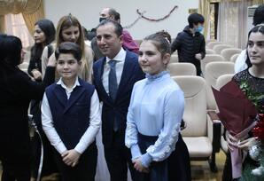 35 saylı Musiqi Məktəbində Həmrəylik gününə həsr olunmuş konsert keçirilib  - FOTOLAR