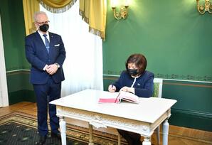 Sahibə Qafarova Latviya Prezidenti ilə görüşüb FOTO