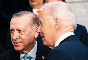 NATO ölkələri liderlərinin fövqəladə iclası başlayıb - FOTOLAR