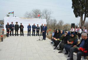 Tərtərin Sarıcalı kəndində şəhidlərin xatirə abidəsinin açılışı olub FOTOLAR