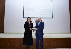 YAP-ın Mərkəzi Qərargahında konfrans keçirilib - TƏDBİR-FOTOLAR