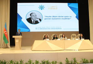 “Heydər Əliyev dövlət qadın və gənclər siyasətinin müəllifidir” mövzusunda konfrans keçirilib - FOTOLAR