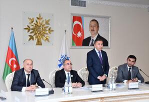 “Xalq üçün yaşanan ömür” adlı elmi-praktik konfrans keçirilib - FOTOLAR