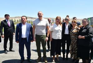 Preziden və Birinci xanım “Ağıllı kənd” layihəsinin açılış mərasimində iştirak ediblər - FOTOLAR - YENİLƏNİB