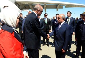 Rəcəb Tayyib Ərdoğan Azərbaycana işgüzar səfərə gəlib