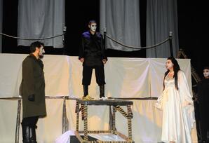 Şekspir Mingəçevir səhnəsində - FOTOLAR