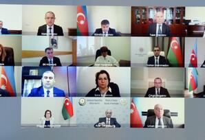 Prezident Administrasiyası rəhbərinin sədrliyi ilə Dövlət Qulluğunu İdarəetmə Şurasının yeni tərkibdə ilk iclası keçirilib - FOTOLAR 