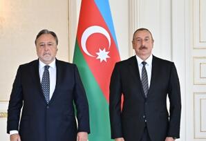 İlham Əliyev Çex Respublikasının yeni səfirinin etimadnaməsini qəbul edib - YENİLƏNİB