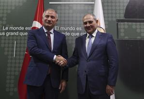 Ankarada YAP Sədrinin müavini ilə AK Parti Sədrinin xarici əlaqələr üzrə müavini arasında görüş olub