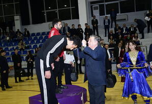 YAP-ın 30 illiyinə həsr olunmuş sərbəst və Yunan-Roma güləşi üzrə turnirin final mərhələsi keçirilib - FOTOLAR