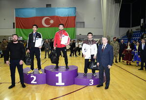 YAP-ın 30 illiyinə həsr olunmuş sərbəst və Yunan-Roma güləşi üzrə turnirin final mərhələsi keçirilib - FOTOLAR