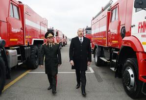 Prezident yeni alınmış xüsusi təyinatlı texnikalarla tanış olub