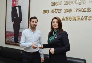 Siyəzəndə gənc partiya fəalları Heydər Əliyev Mərkəzini ziyarət ediblər