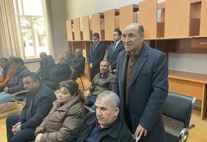 Nəsimi rayonunda sakinlərlə görüş-qəbul keçirilib FOTOLAR