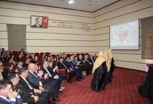 Yasamal rayonunda 31 Mart-Azərbaycanlıların Soyqırımı Gününə həsr olunmuş tədbir keçirilib FOTOLAR