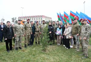 Abşeron rayonunda “Heydər Əliyev İli” çərçivəsində ağacəkmə aksiyası keçirilib FOTOLAR