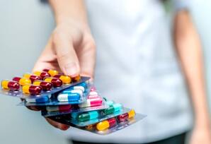 Antibiotik: faydasından çox zərəri var