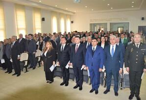 “Etnik təmizləmə və soyqırım cinayətlərinin hüquqi aspektləri: tarixi faktlar kontekstində” FOTOLAR