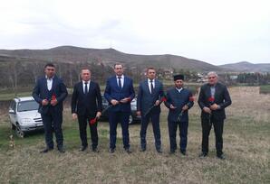Gədəbəydə şəhid məzarları ziyarət olunub FOTOLAR