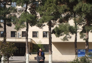 YAP Şuşa rayon təşkilatının inzibati binasının həyətində iməcilik keçirilib FOTOLAR