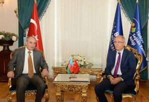 Yeni Azərbaycan Partiyasının nümayəndə heyəti qardaş Türkiyədə səfərdədir