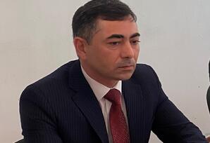 TARİX YAZAN BÖYÜK ŞƏXSİYYƏT DƏYİRMİ MASA